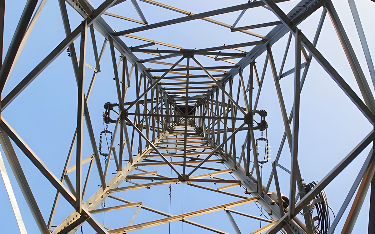 输电铁塔